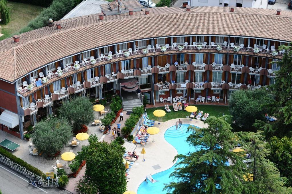 Hotel Continental Garde