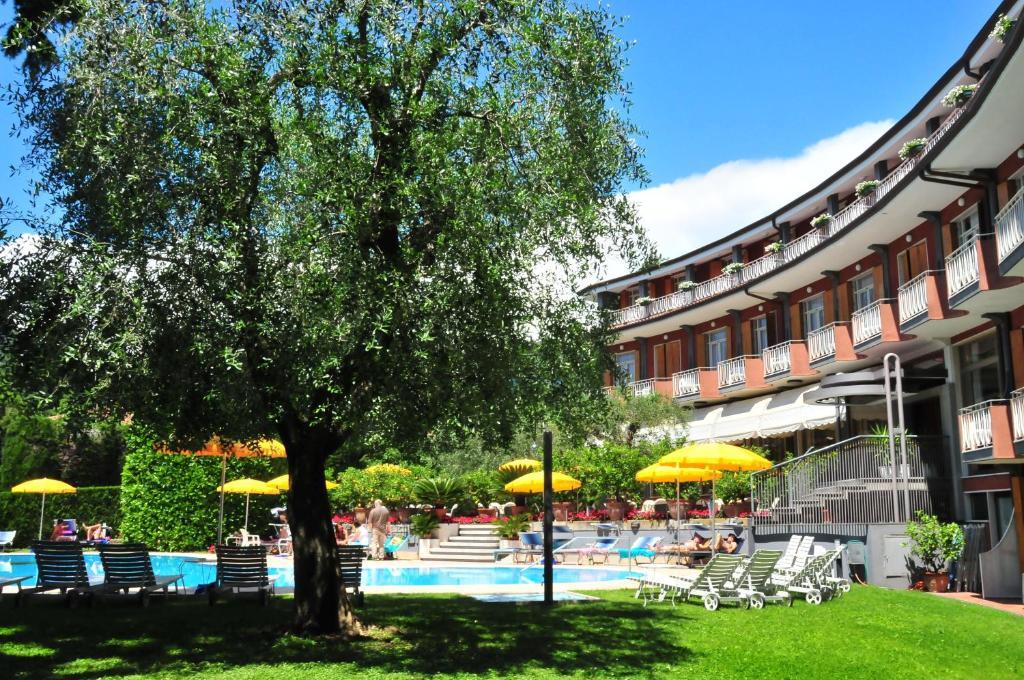 Continental Hotel Garde
