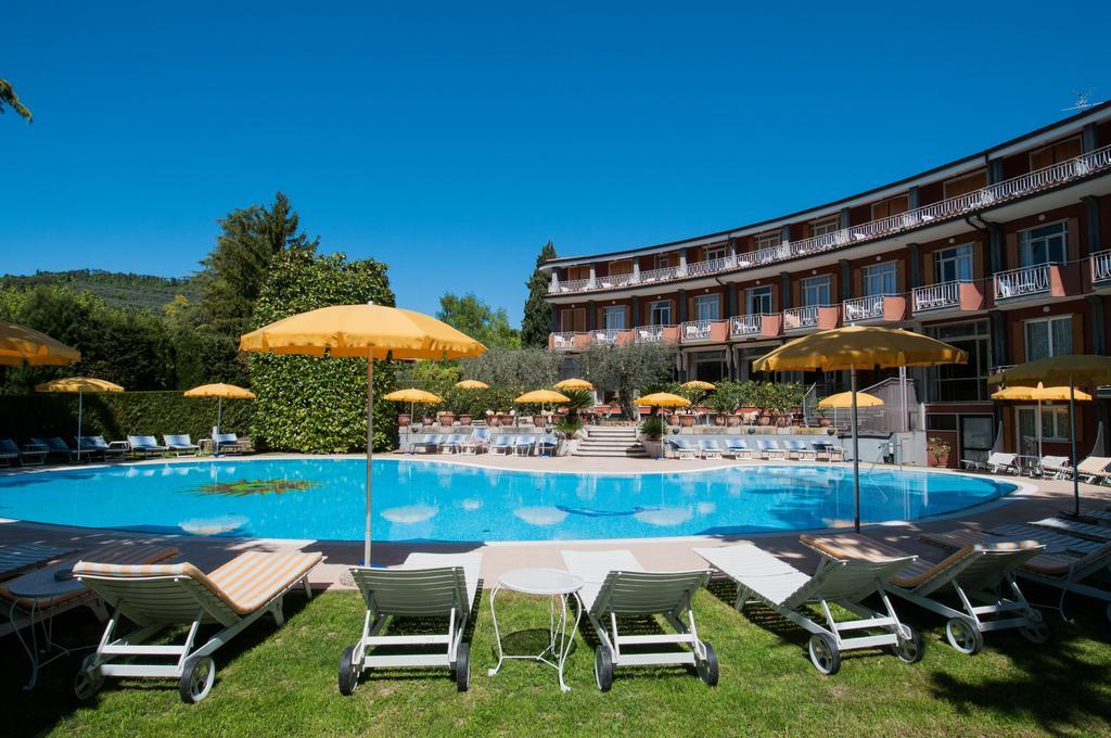 Continental Hotel Garde